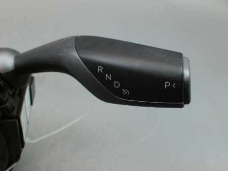 BLOC COMMODOS TESLA MODEL 3