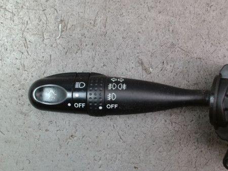 COMMANDE ECLAIRAGE TOYOTA COROLLA X Phase 2 2004-2007