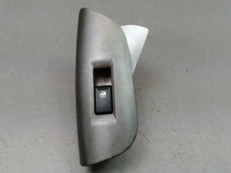 COMMANDE LEVE-GLACE PORTE AVD HYUNDAI COUPE