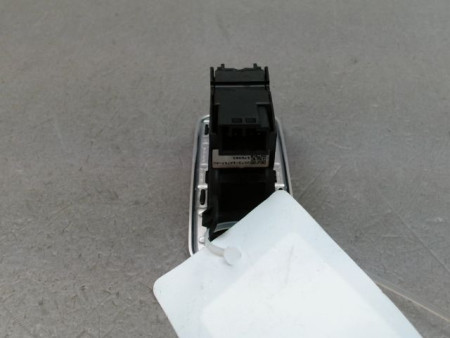 COMMANDE LEVE-GLACE PORTE AVD JAGUAR F-PACE