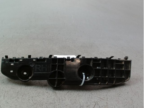 SUPPORT PARE-CHOC ARD NISSAN MICRA 2009-