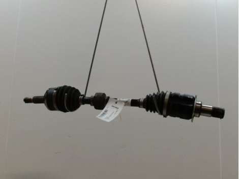 TRANSMISSION AVANT GAUCHE TOYOTA COROLLA 2.0 Hybrid 