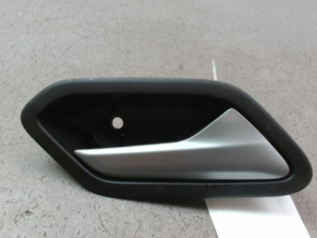 POIGNEE INTERIEURE PORTE AVANT DROIT DACIA SANDERO 2008-