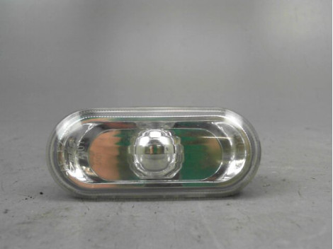 REPETITEUR AILE GAUCHE VOLKSWAGEN BORA BERL. (1J) 1998-2005