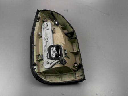 FEU ARRIERE DROIT OPEL ZAFIRA MONOSP. I (A) 1999-2005