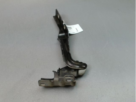 COMPAS DROIT CAPOT ALFA ROMEO GUILIETTA 2010-