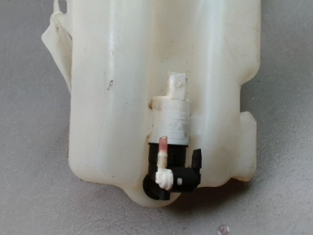 RESERVOIR LAVE-GLACE AVANT RENAULT SCENIC MONOSP. II Phase 1 2003-2006