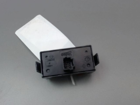 BOUTON DE WARNING RENAULT KANGOO BREAK II Phase 2 2013-...