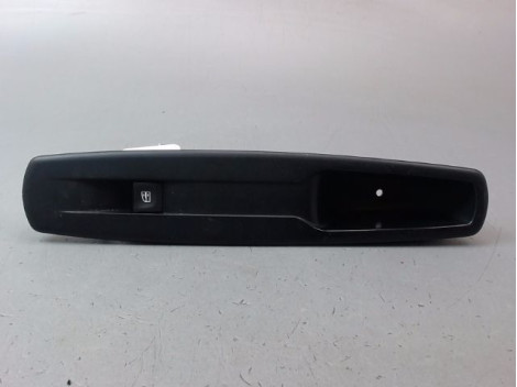 COMMANDE LEVE-GLACE PORTE AVD RENAULT MEGANE III Phase 1 2008-2012