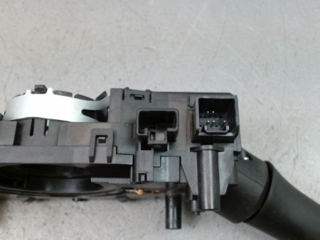 BLOC COMMODOS MITSUBISHI SPACESTAR