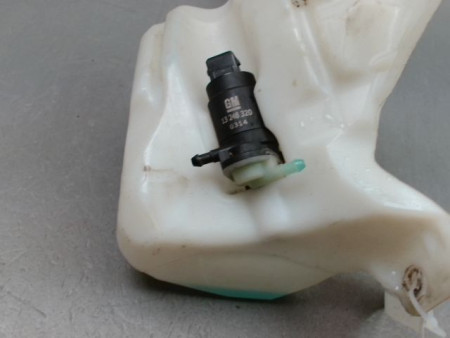 RESERVOIR LAVE-GLACE AVANT OPEL CORSA IV Phase 2 (D) 2011-2015