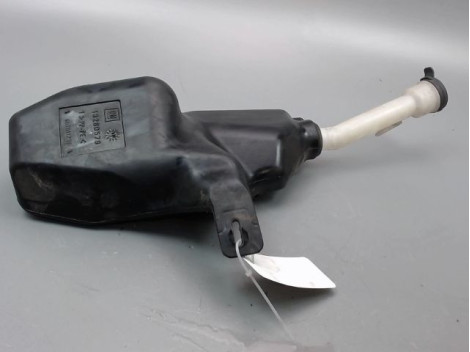 RESERVOIR LAVE-GLACE AVANT CHEVROLET CRUZE BERL. 2009-...