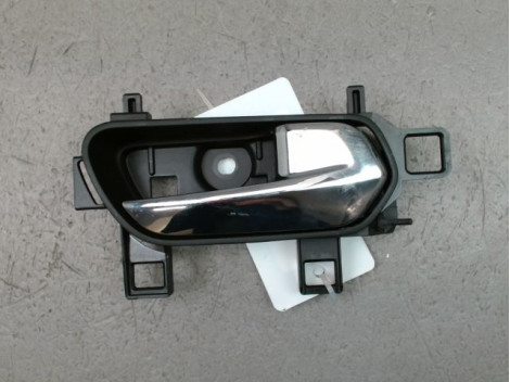 POIGNEE INTERIEURE PORTE AVANT DROIT NISSAN MICRA 2009-