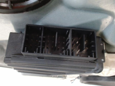 MECANISME+MOTEUR LEVE-GLACE AVANT DROIT SEAT IBIZA III Phase 1 (6L) 2002-2006
