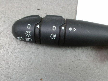 COMMANDE ECLAIRAGE NISSAN PRIMASTAR COMBI L1H1 1000 KG