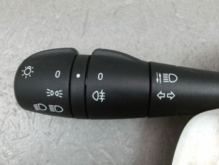COMMANDE ECLAIRAGE DACIA LOGAN MCV 2007-