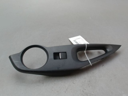 COMMANDE LEVE-GLACE PORTE ARD TOYOTA COROLLA 2004-