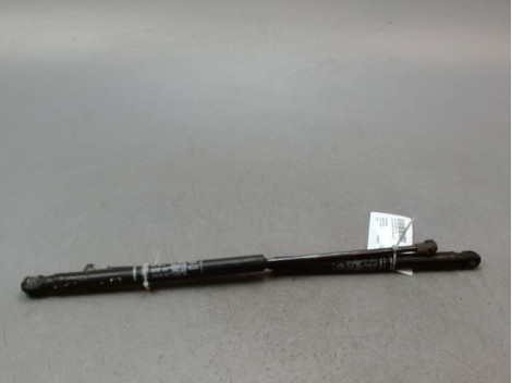 VERIN HAYON G ALFA ROMEO 147 Phase 2 2004-2010