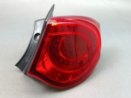 FEU ARRIERE DROIT ALFA ROMEO GUILIETTA 2010-