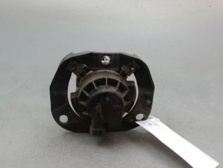 PHARE ANTIBROUILLARD AVANT GAUCHE ALFA ROMEO GUILIETTA 2010-
