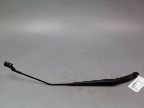 BRAS ESSUIE-GLACE AVANT DROIT ALFA ROMEO GUILIETTA 2010-