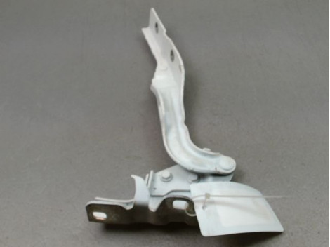 COMPAS DROIT CAPOT ALFA ROMEO GUILIETTA 2010-