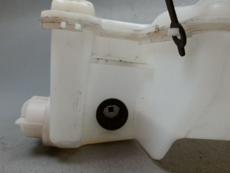 RESERVOIR LAVE-GLACE AVANT DACIA SANDERO 2008-