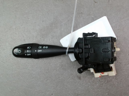 COMMANDE ECLAIRAGE SUZUKI SWIFT III 2005-2011