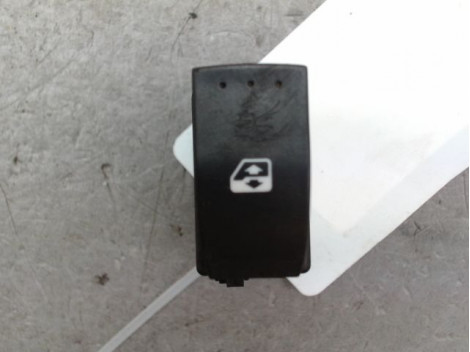 COMMANDE LEVE-GLACE PORTE AVD RENAULT CLIO CAMPUS II Phase 1 2006-2009