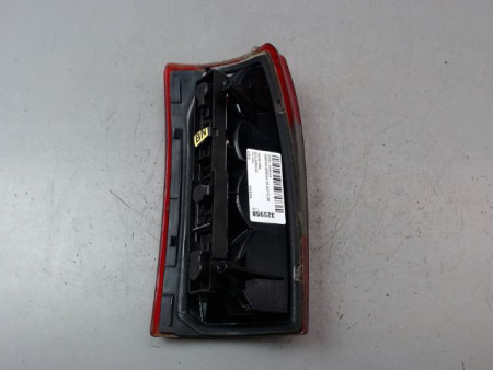 FEU ARRIERE DROIT OPEL OMEGA BREAK 94-99