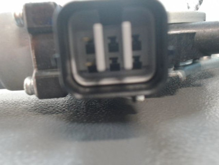 MECANISME+MOTEUR LEVE-GLACE AVANT DROIT ISUZU D-MAX SPACE CAB II PHASE 1 2012-...