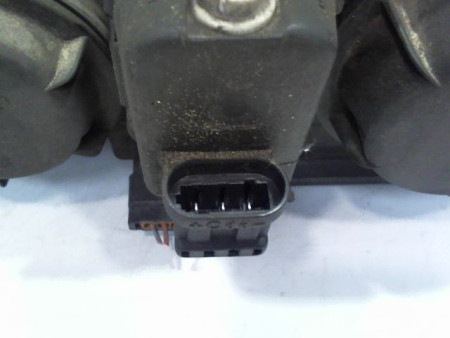 PHARE DROIT RENAULT LAGUNA II Phase 1 2000-2005