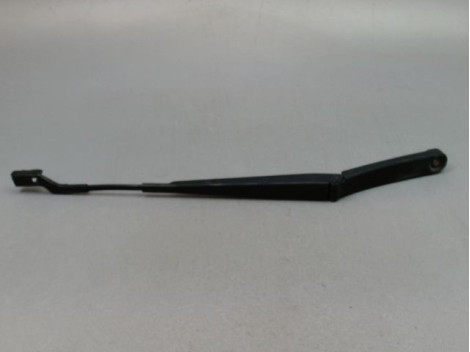 BRAS ESSUIE-GLACE AVANT GAUCHE SEAT ARONA