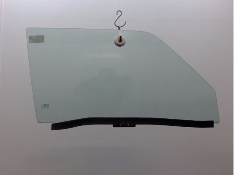 GLACE PORTE AVD RENAULT SUPER 5 1984-1996