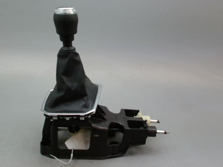 LEVIER DE VITESSES DACIA SANDERO 1.0 TCe 90