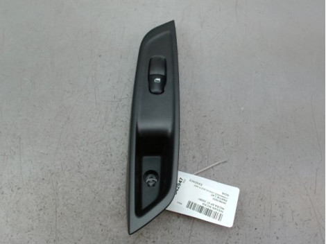 COMMANDE LEVE-GLACE PORTE ARD NISSAN MICRA 2009-