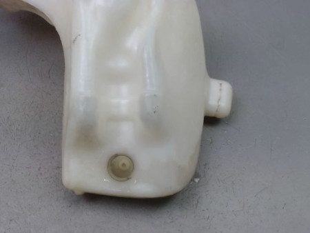 RESERVOIR LAVE-GLACE AVANT PEUGEOT 307 Phase 1 2001-2005