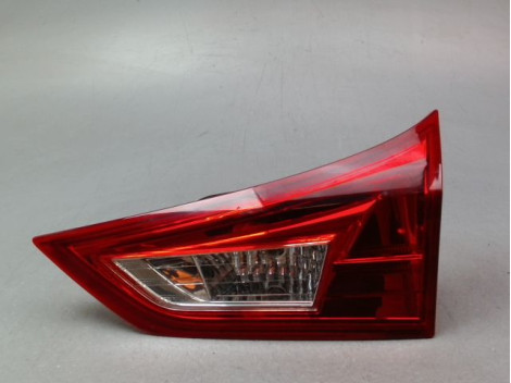 FEU ARRIERE INTERIEUR DROIT TOYOTA AURIS 2010-