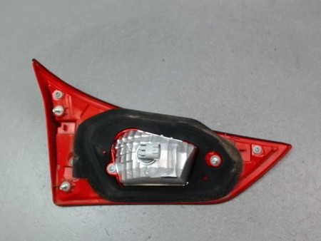 FEU ARRIERE INTERIEUR DROIT TOYOTA AURIS 2010-
