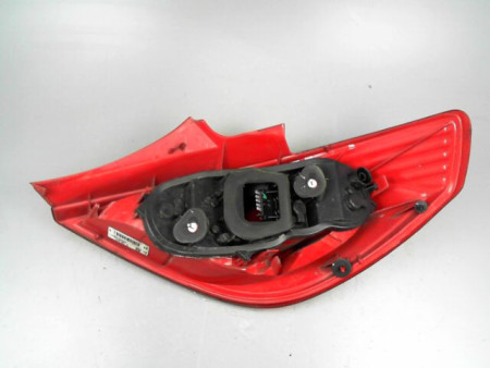 FEU ARRIERE GAUCHE  OPEL CORSA