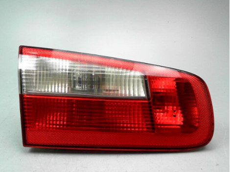 FEU ARRIERE INTERIEUR GAUCHE RENAULT LAGUNA ESTATE II Phase 1 2000-2005