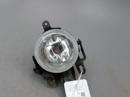 PHARE ANTIBROUILLARD AVANT DROIT MITSUBISHI PAJERO 2003-