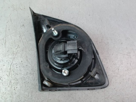 FEU ARRIERE INTERIEUR DROIT VOLKSWAGEN GOLF V PLUS 2005-