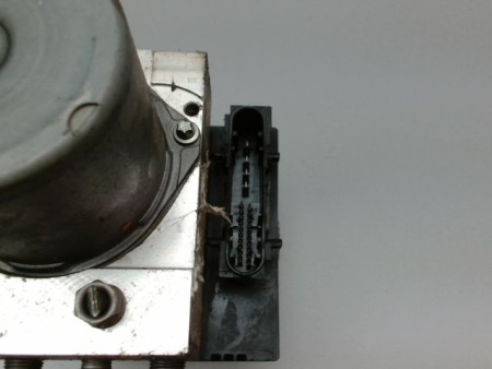 UNITE HYDRAULIQUE ABS RENAULT KANGOO BE BOP 2009-