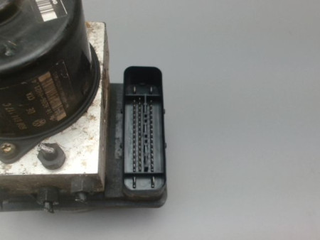 UNITE HYDRAULIQUE ABS VOLKSWAGEN POLO IV Phase 1 (9N) 2002-2005