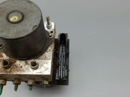 UNITE HYDRAULIQUE ABS OPEL CORSA III Phase 2 (C) 2003-2006