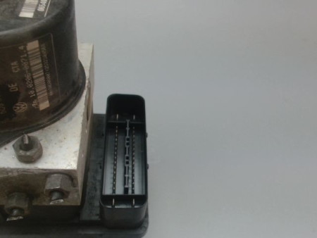 UNITE HYDRAULIQUE ABS VOLKSWAGEN POLO IV Phase 1 (9N) 2002-2005