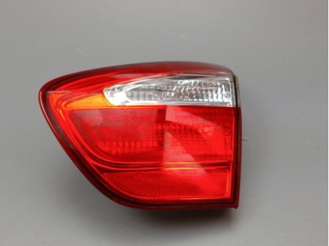 FEU ARRIERE INTERIEUR DROIT KIA RIO 2005-
