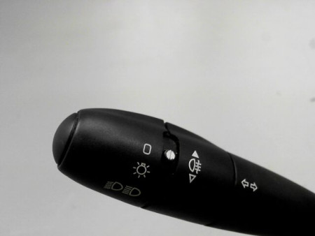BLOC COMMODOS PEUGEOT 206 + 2009-2013