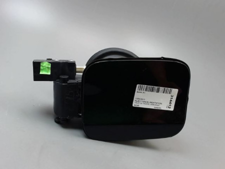 VOLET DE TRAPPE CARBURANT BMW X1